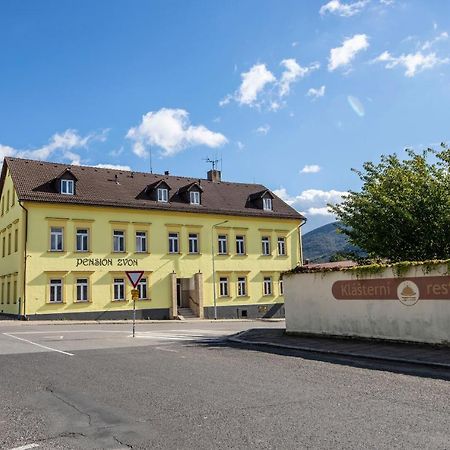 Pension Zvon Hejnice Exteriör bild